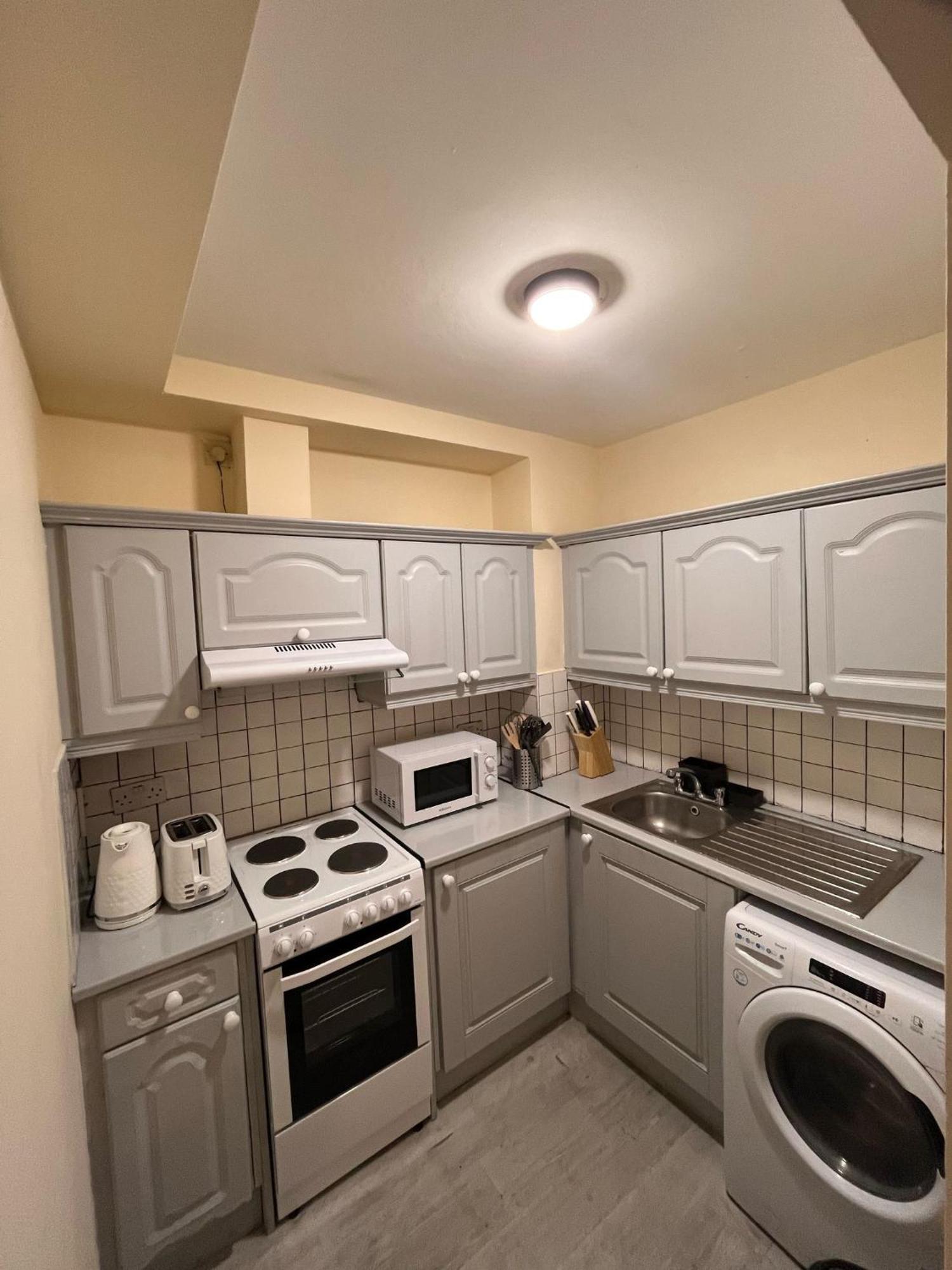 Superb Double Room Near The Spire - 2 - Dublin — Photos 3